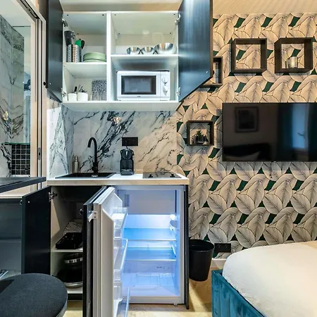 Le Velasquez * Paris